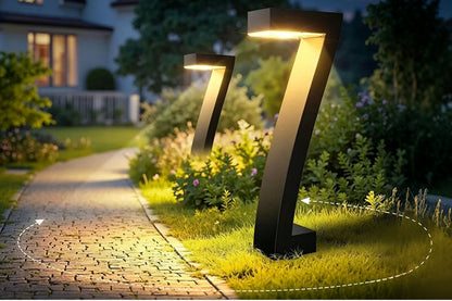 Moderne Soldrevet Stibelysning i Kreativt Design